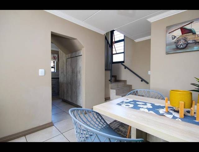 3 BEDROOM TOWNHOUSE FOR SALE IN AMBERFIELD